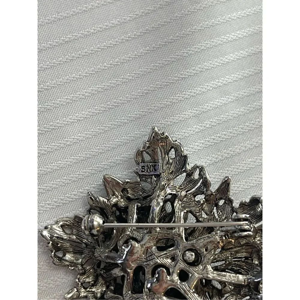 SNK Rhinestone Brooch Signed Rare - Picture 3 of 6